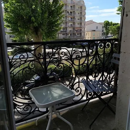 Avec Balcon, Bord Du Canal, Wifi.