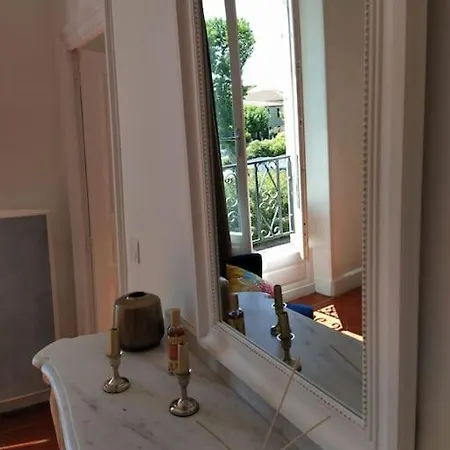 Apartment Avec Balcon, Bord Du Canal, Wifi. Narbonne