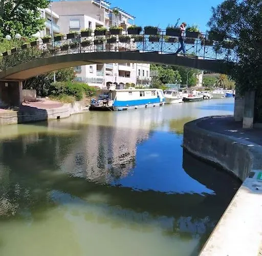 Avec Balcon, Bord Du Canal, Wifi. Narbona