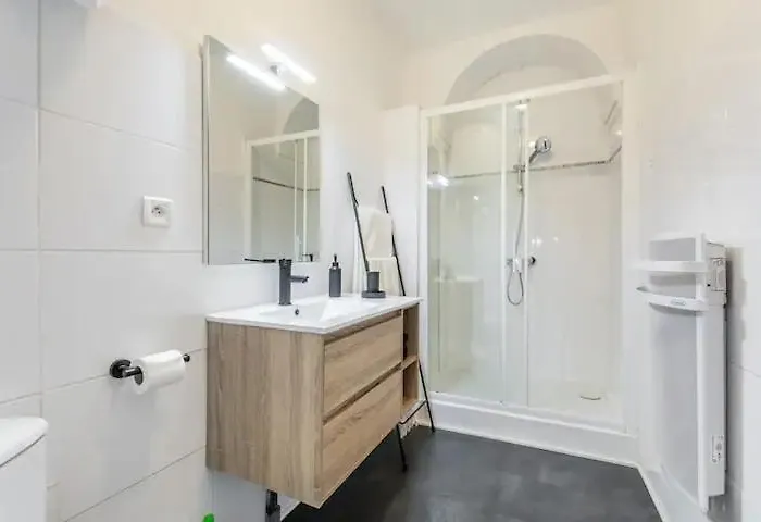 Appartamento Avec Balcon, Bord Du Canal, Wifi. *